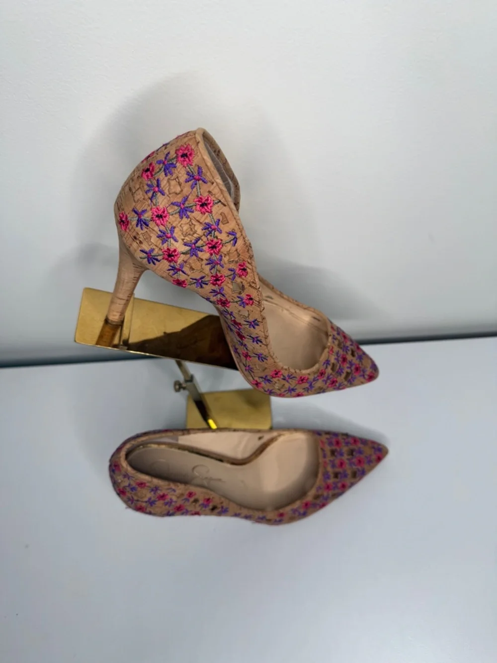 Jessica Simpson Cork Embroidered Floral Cutout Pointed Toe Pumps Size 11